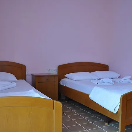 Erenler Hotel *